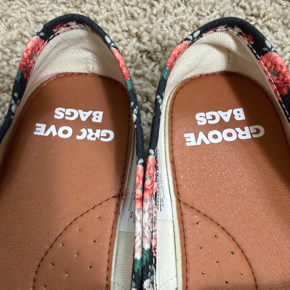 Groove Bags Custom Kicks Yorkshire Terrier Floral Slip On Canvas Flats - Picture 5 of 9